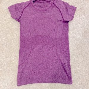 Lululemon running shirt size 4